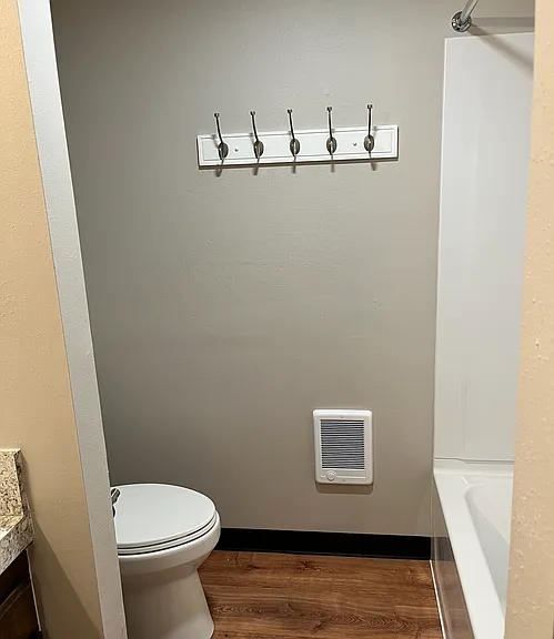 Churchill Village Apartments — Photo 55