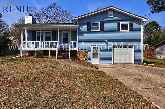 1st image of 207 Village Way
