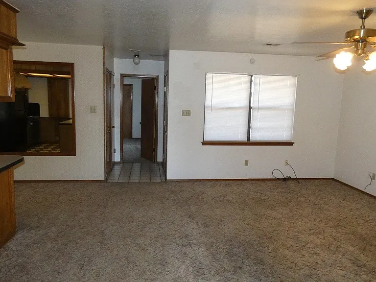 4008 NW Ozmun Ave #B — Photo 8