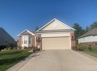 26530 Higgins Way, Brownstown, MI 48134