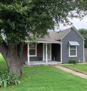 714 N Walnut St, Weatherford, TX, 76086