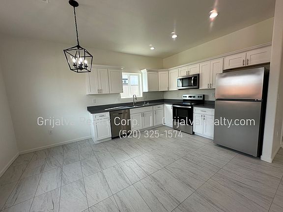 5th image of 4533 S 7th Ave #1