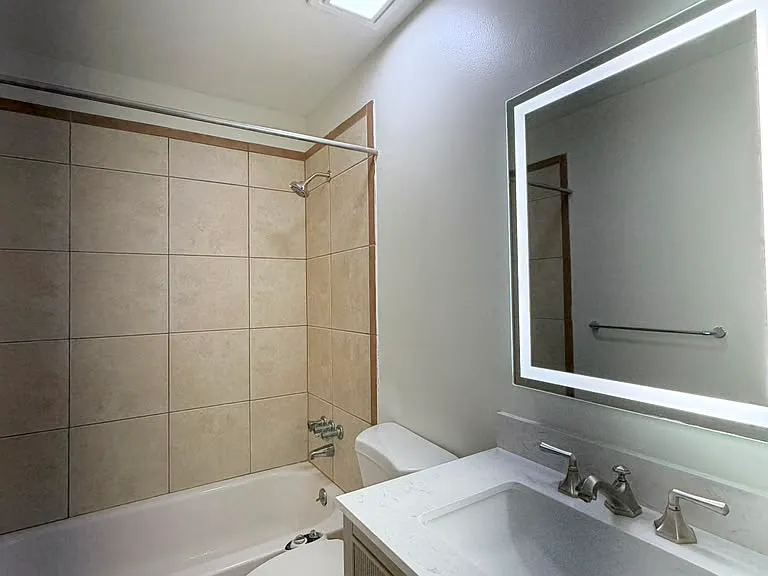4749 Gladiator Cir — Photo 4