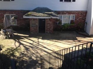 103 Elm St APT 3, Framingham, MA 01701