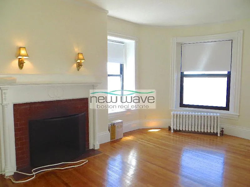 1 bed, 500 sqft, $3,200 — Photo 1