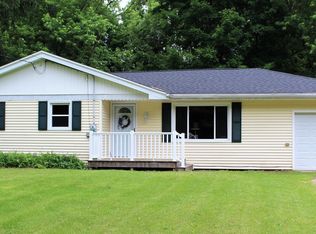 32266 56th Ave, Paw Paw, MI 49079
