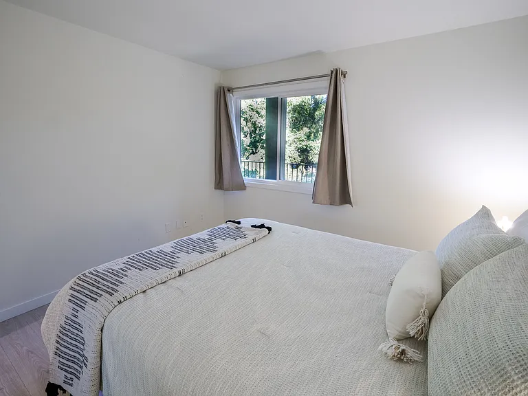9201 NE Juanita Dr #305 — Photo 10