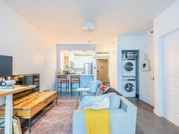 41-04 27th St #5D, Long Island City, NY 11101