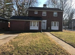 117 W Delaware Ave, Urbana, IL