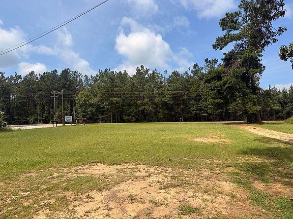 4th image of 592 County Road 989
