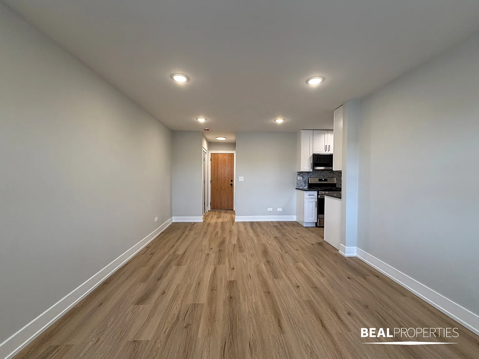 530 W. Aldine — Photo 4