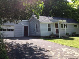 107 Deyo Rd, Coeymans Hollow, NY 12046