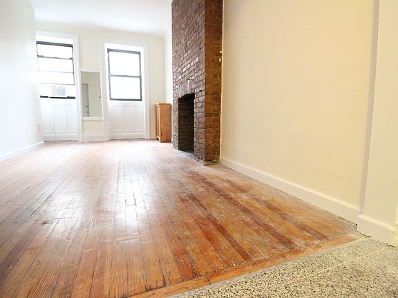 3rd image of 308 W 109th St #10B