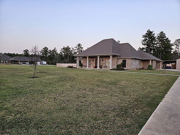 4th image of 128 Kayleigh Dr