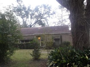 4300 Griffing Dr, Port Arthur, TX 77642