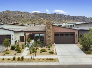 945 E La Mirada Dr, Phoenix, AZ 85042