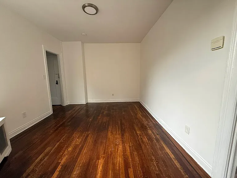 25-21 31st Ave #D55 — Photo 6