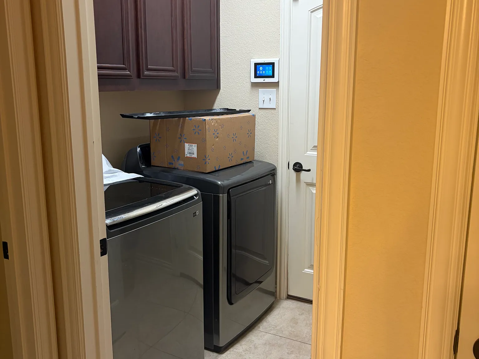 5 bed, 3176 sqft, $800 — Photo 3