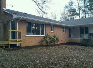 6285 Ran Lynn Dr, Roanoke, VA 24018