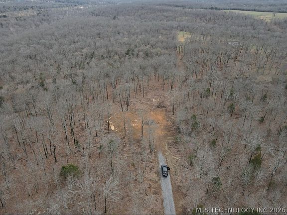 4th image of 9399 W 809th Rd