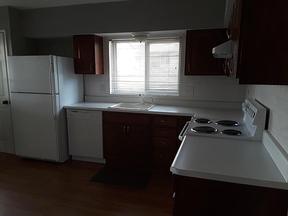 4th image of 800 Ariege Dr