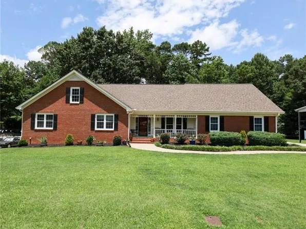 3535 Parkwood Hills Ct, Snellville, GA 30078