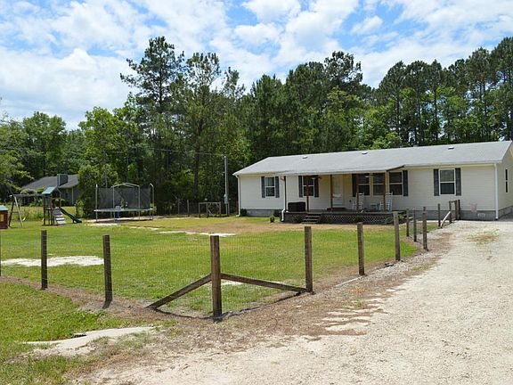 2nd image of 2600 Indigo Ave