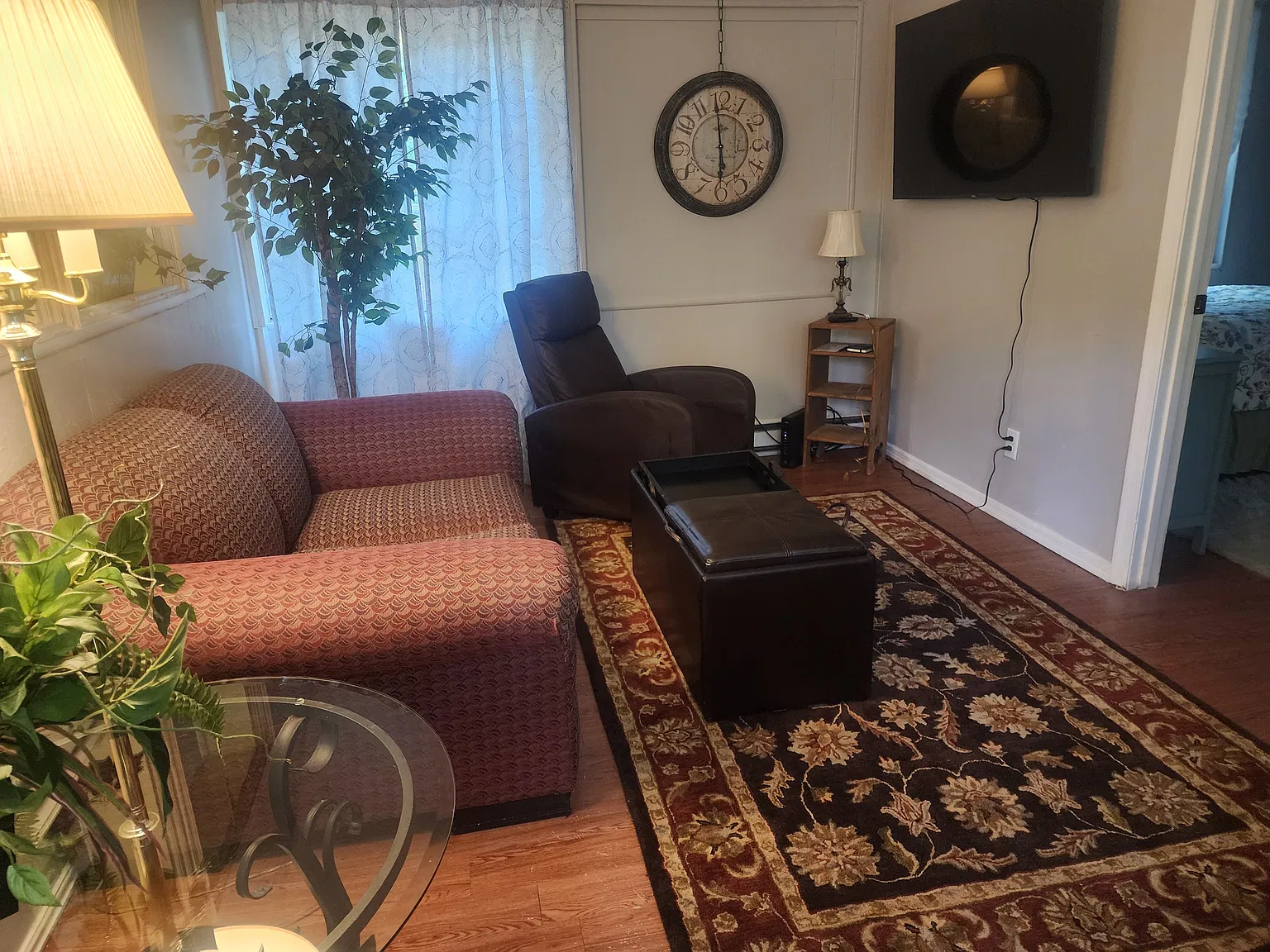 2 bed, 720 sqft, $1,500 — Photo 2
