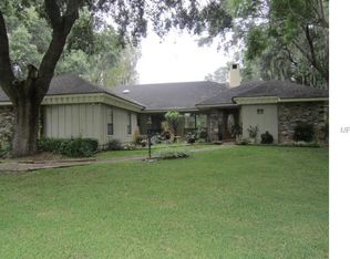 26439 Savage Cir, Howey In The Hills, FL 34737