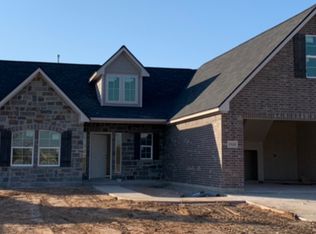 1529 N Blue Bonnet Ln, Angleton, TX 77515