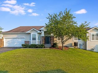 25350 S Mc Kinley Woods Rd, Channahon, IL 60410