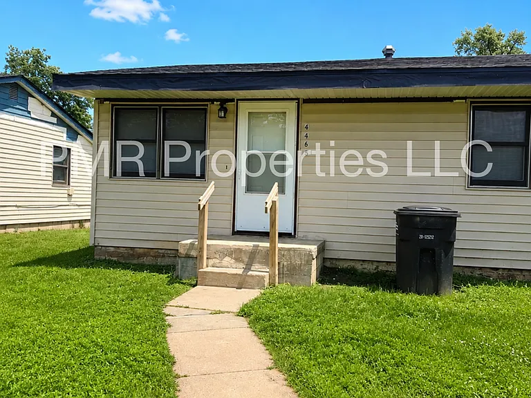 4461 Redman Ave — Photo 2
