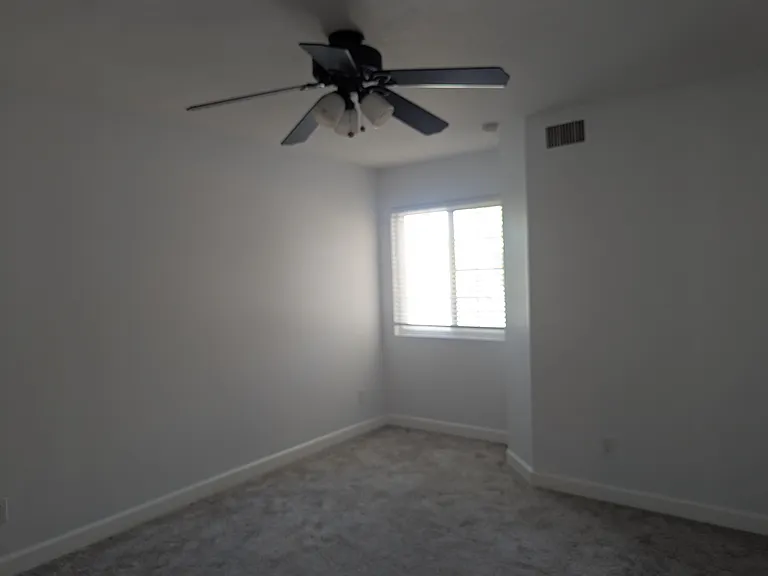 1465 E Lexington Ave #14D — Photo 6
