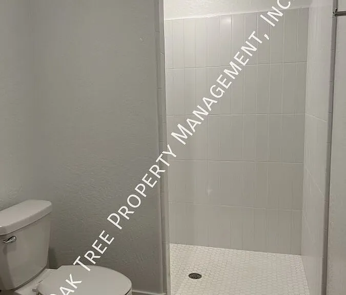 10920 N Honeysuckle Dr — Photo 9