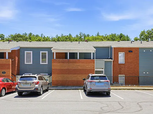 2745 Grinstead Dr #208 Photo 1