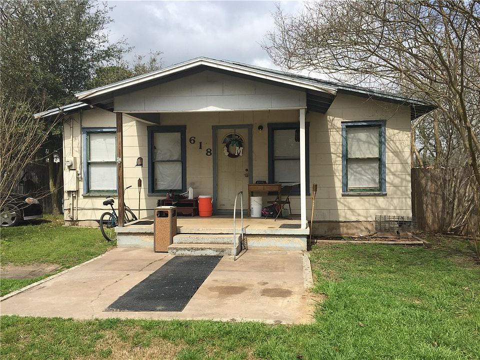 1st image of 618 Hairston Ave