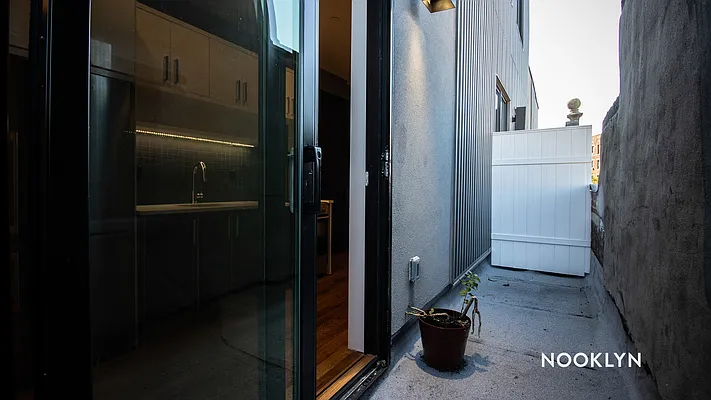 Rented by Nooklyn NYC LLC | media 26