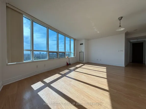 15 Greenview Ave, Toronto, ON