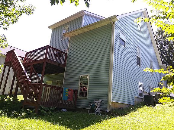Double Deck - Backyard