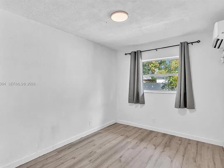 1517 NW 8th Ave #1517 — Photo 20