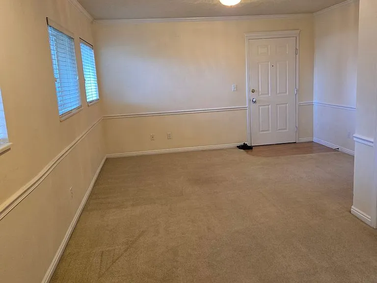 689 N 340 W — Photo 5
