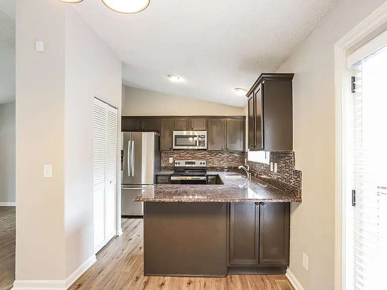 15747 E Center Pl — Photo 9