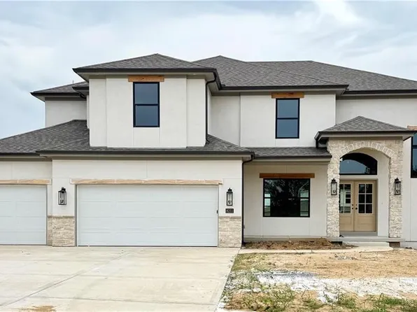 8211 NW 90th Ter, Kansas City, MO 64153