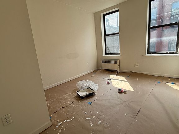 4th image of 115 Essex St APT 6C