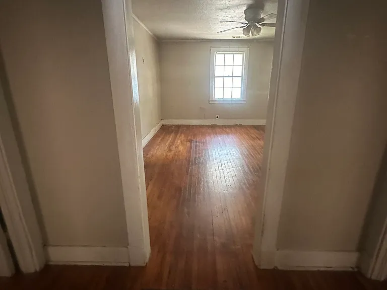 1062 Radio Dr — Photo 11