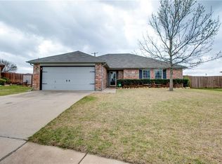 1202 Delaware Dr, Midlothian, TX 76065