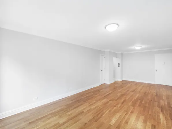 141 East 33rd Street image 5 of 9