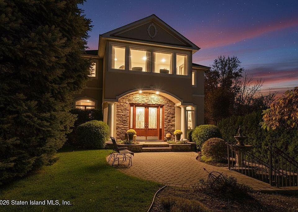 1st image of 38 Ridge Ave