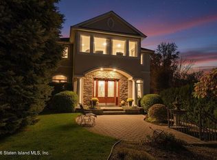 38 Ridge Ave, Staten Island, NY 10304
