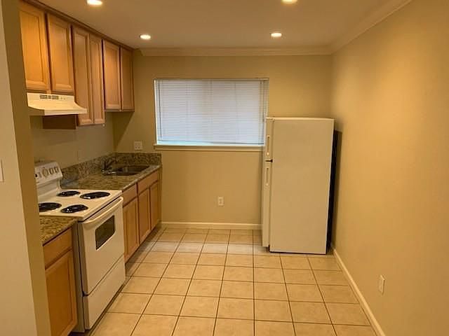 1st image of 1523 Heights Blvd #21